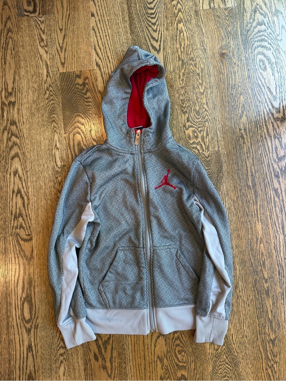 Jordan Nike Youth zip-up ( Size S, age 8-10)